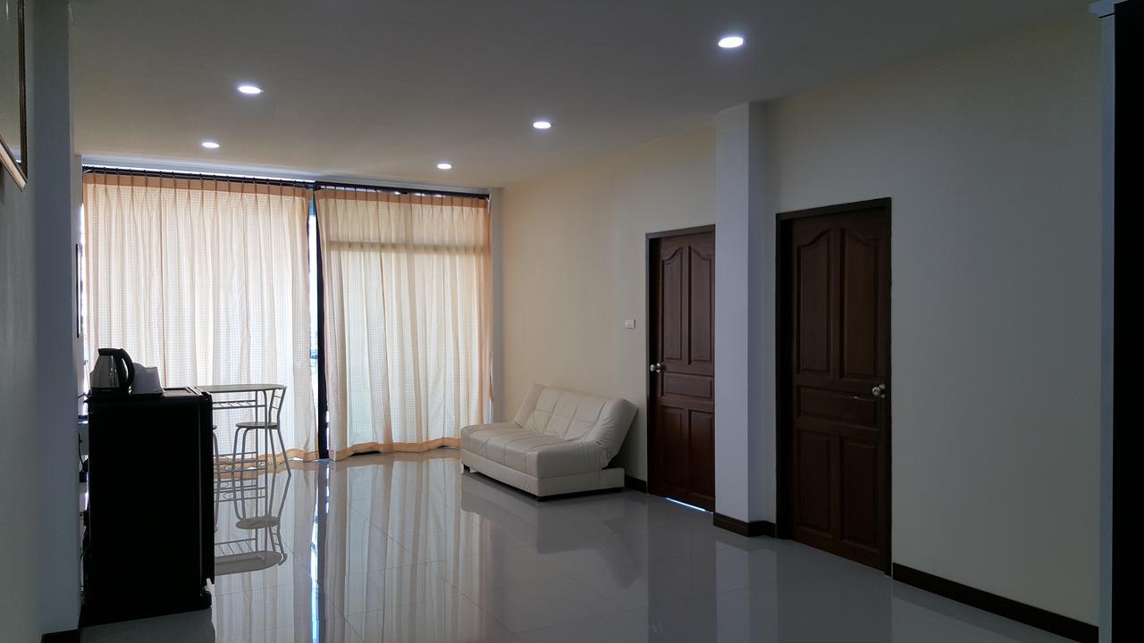 Charoensuk Grand Hotel Kabin Buri Exteriör bild