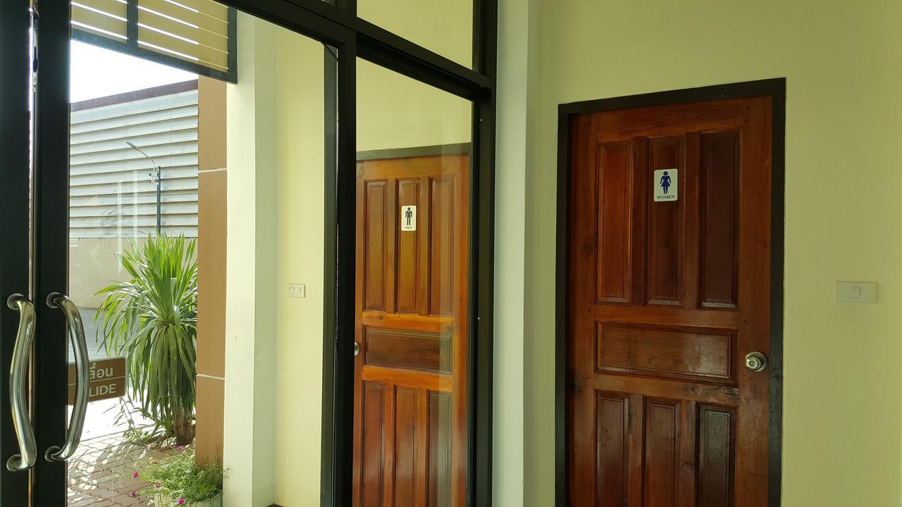 Charoensuk Grand Hotel Kabin Buri Exteriör bild